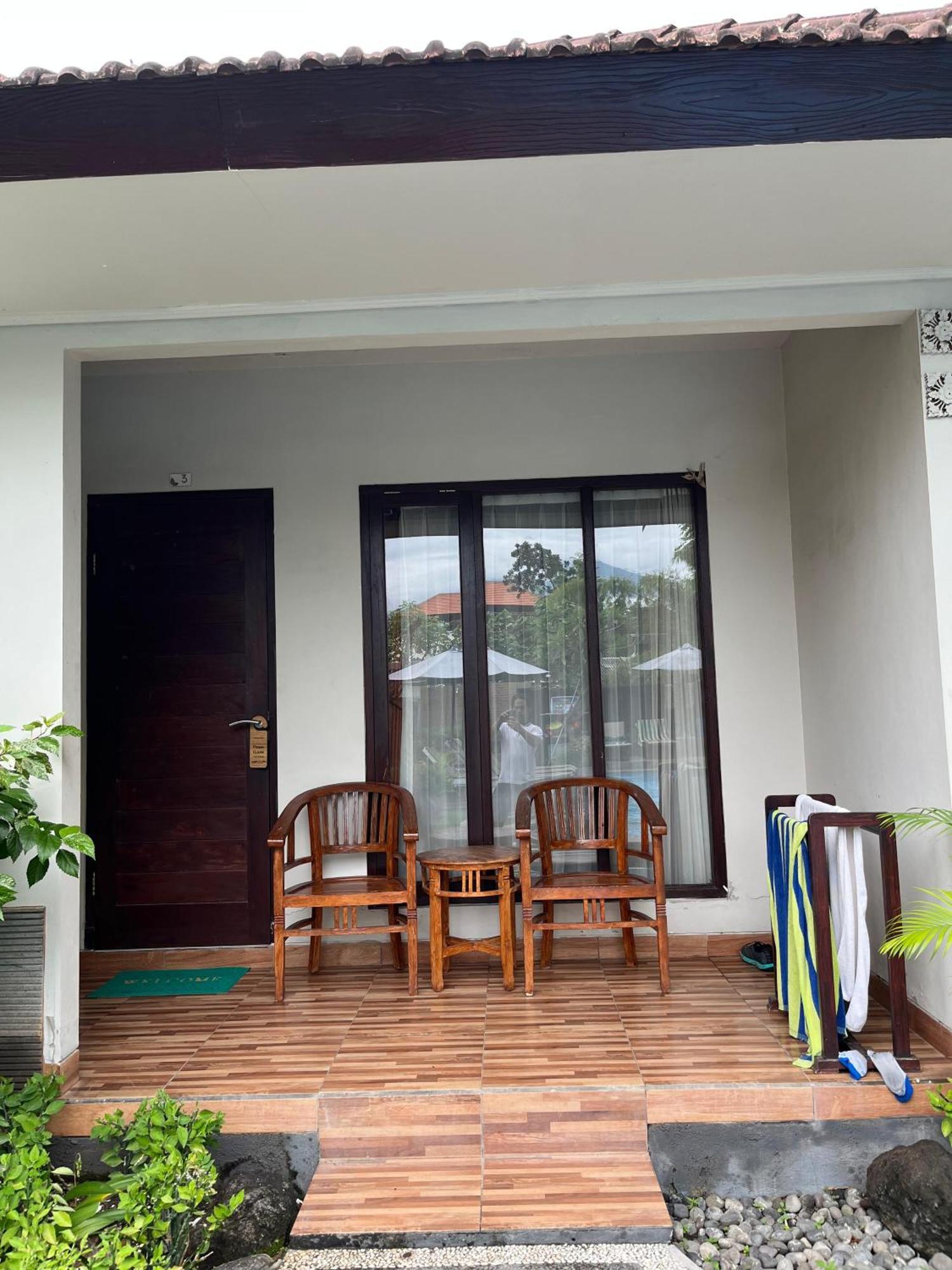 Ghamed Sari Hotel Exterior photo