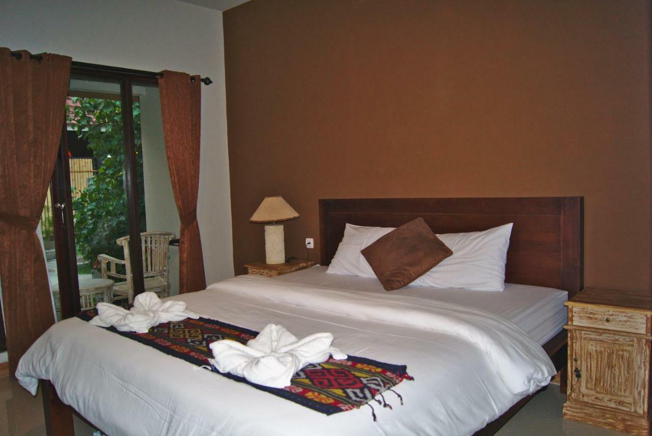 Ghamed Sari Hotel Exterior photo